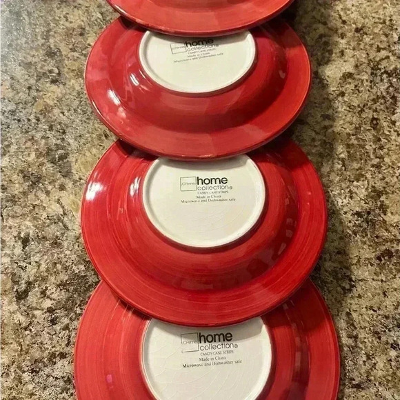 ❌SOLD❌Vintage Candy Cane Stripe Dessert Salad Plates By JC Penny Red White - Picture 2 of 6